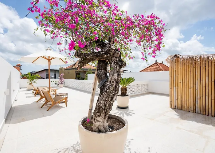 Emira - 2br In Villa Canggu