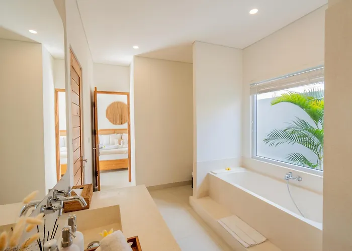 Emira - 2br In