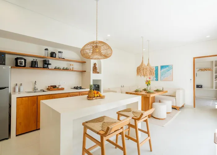 Emira - 2br In Villa