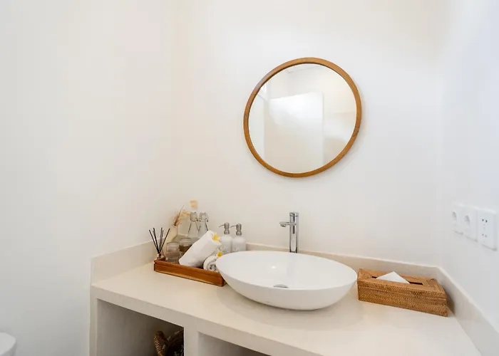 Emira - 2br In * Canggu
